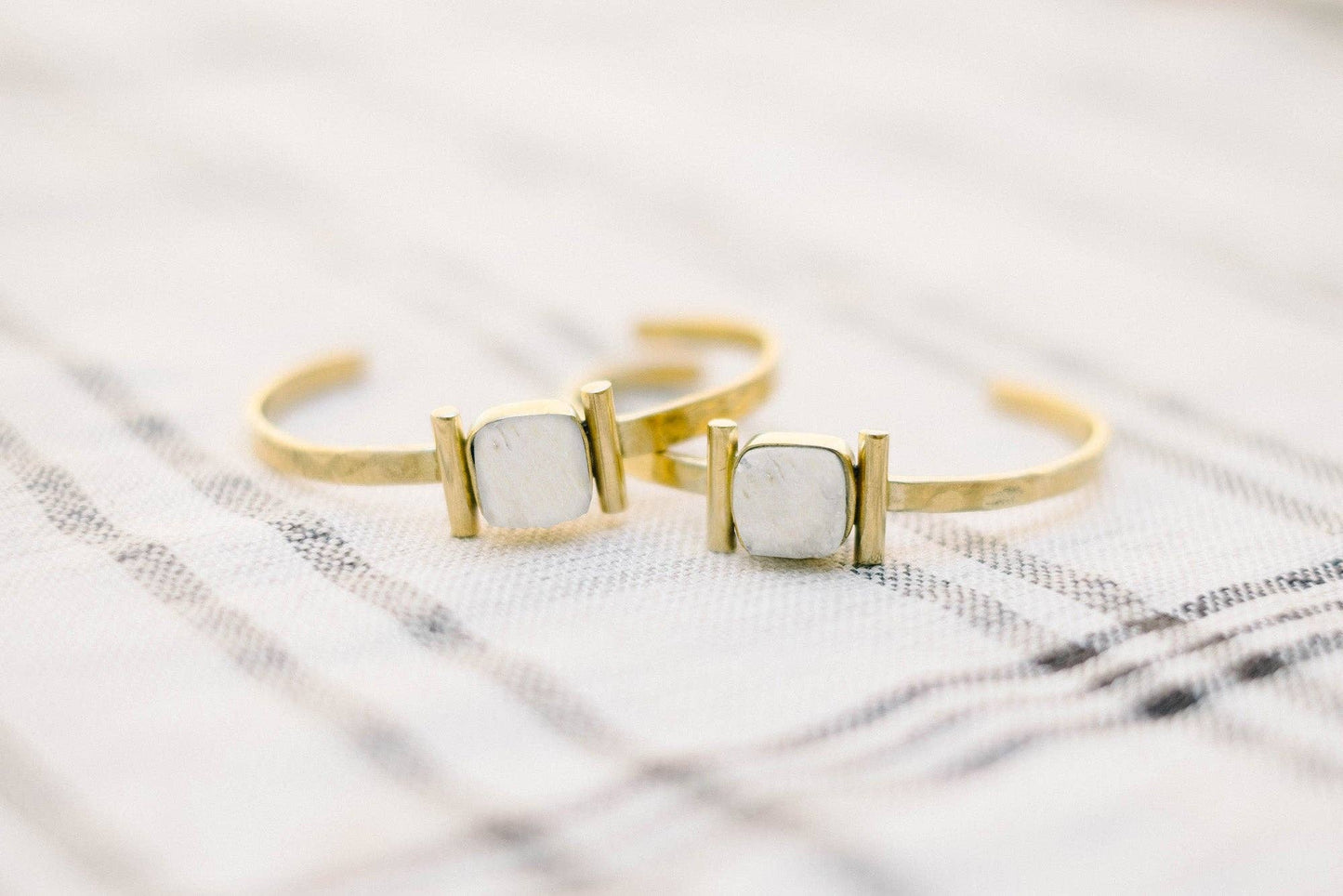 Halo Bone Bracelet: Black