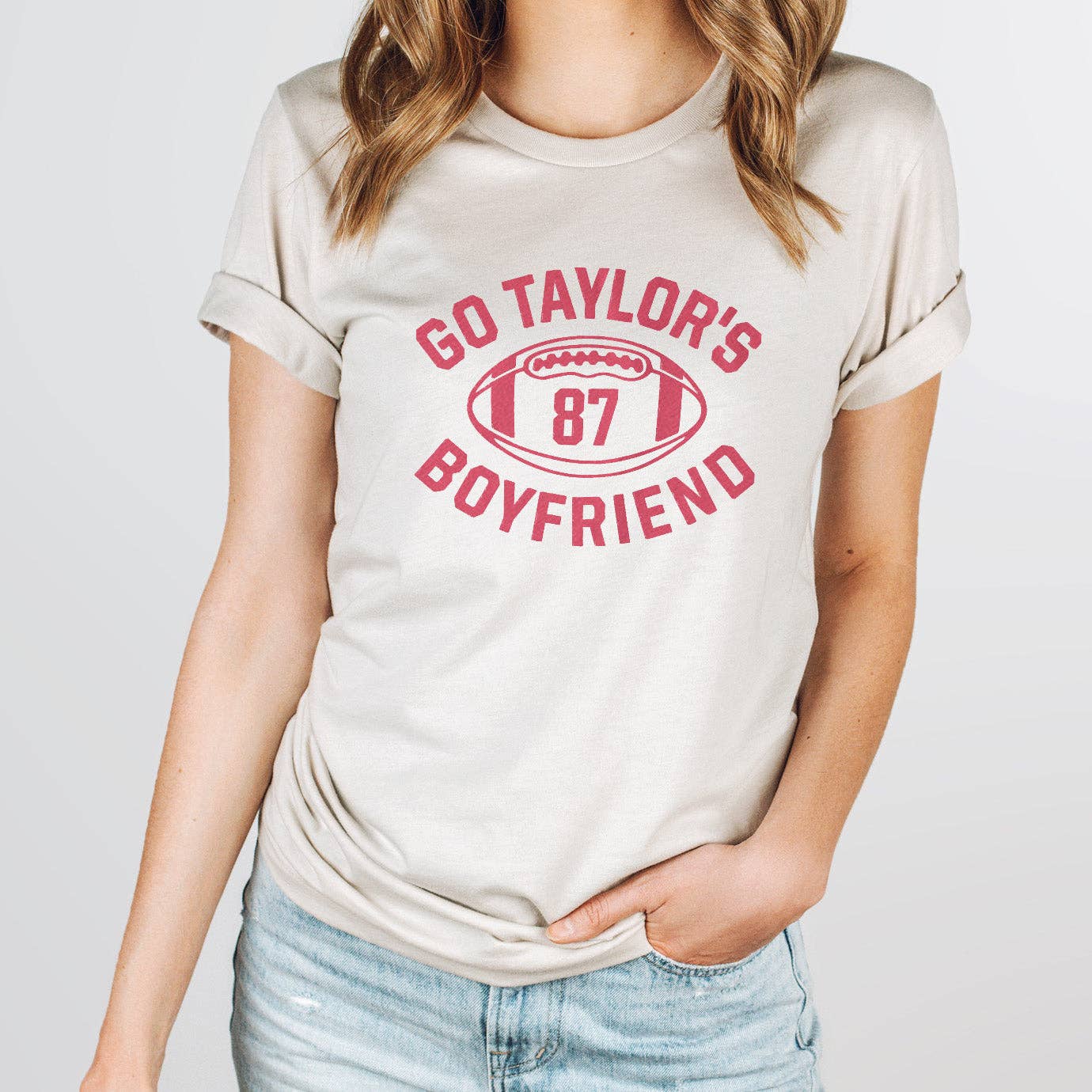 Go Taylor's Boyfriend - T-Shirt: Gold / Red Print / MD