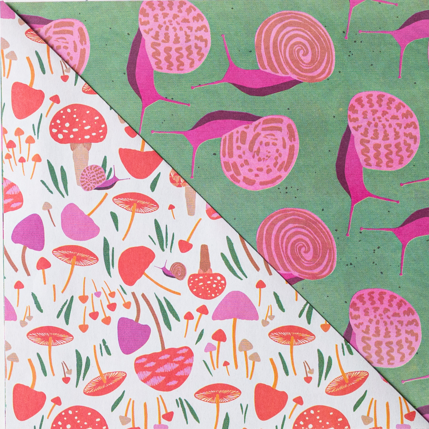 Mushrooms / Snails • Double-sided wrapping paper