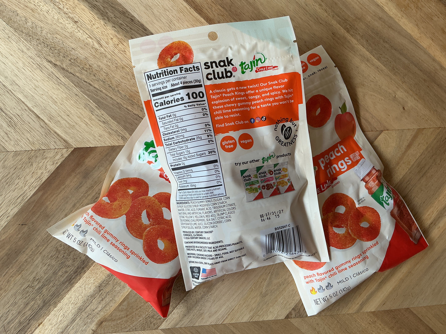 Snak Club Tajín Peach Rings