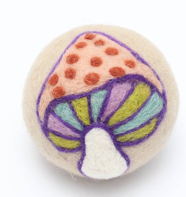 Mushrooms: Eco Wool Dryer Balls Fair-Trade: Orange Mushroom