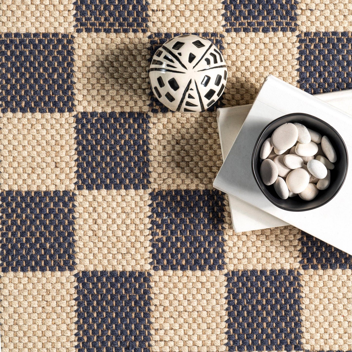 Connie Checkered Wool/Jute Tasseled Area Rug: Gray / Runner / 2' x 8'