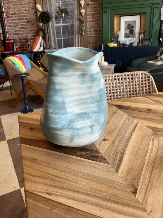 Tessa Richardson Collapsed Vase 1018