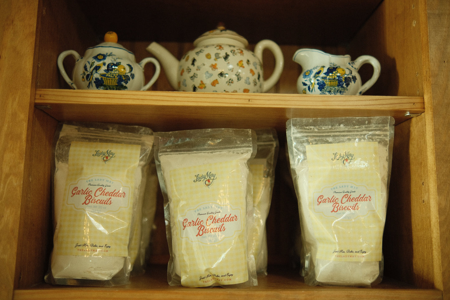 The Lady May Garlic Cheddar Biscuit Mix