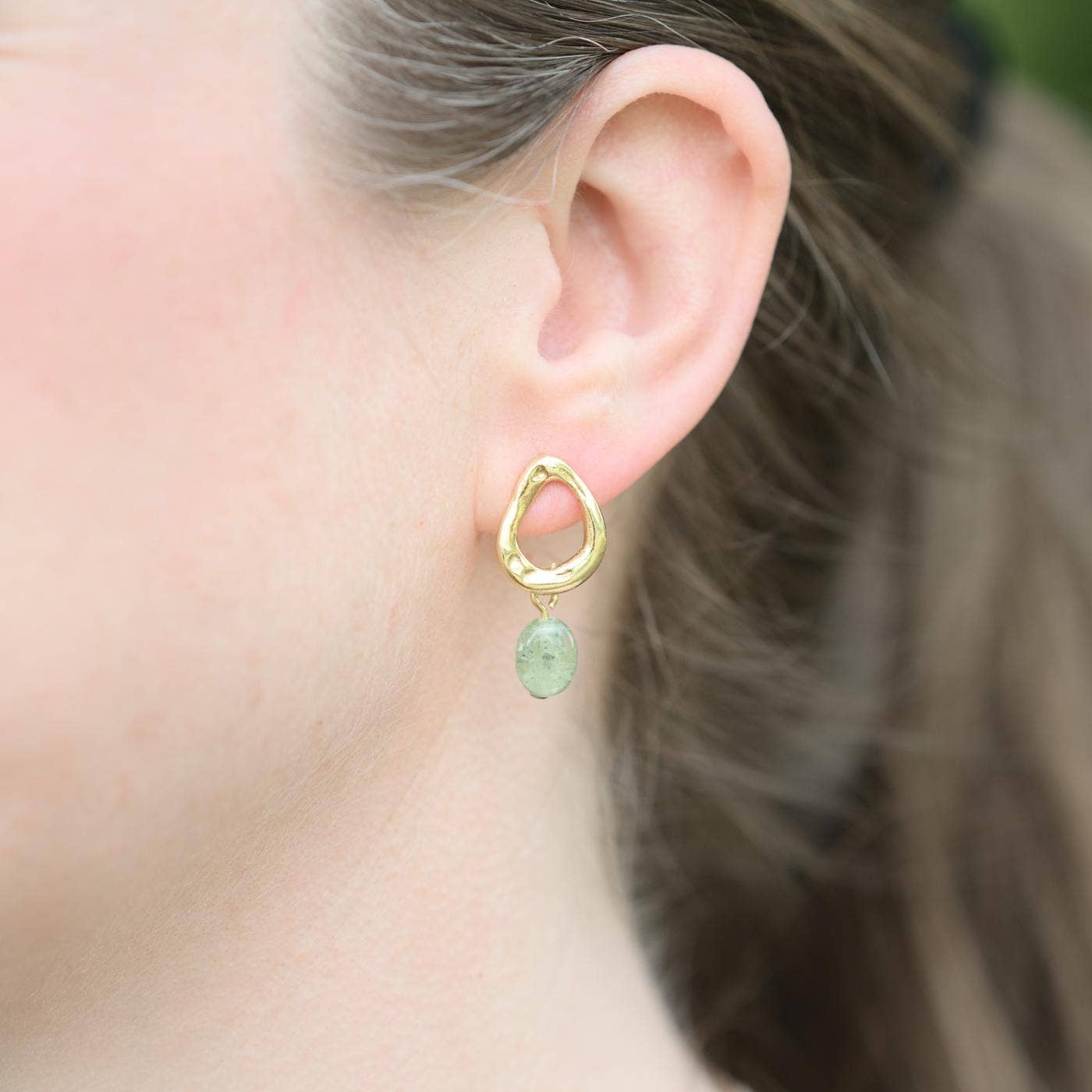 Serene Drop Earrings (Silver, 14K): Silver Plated