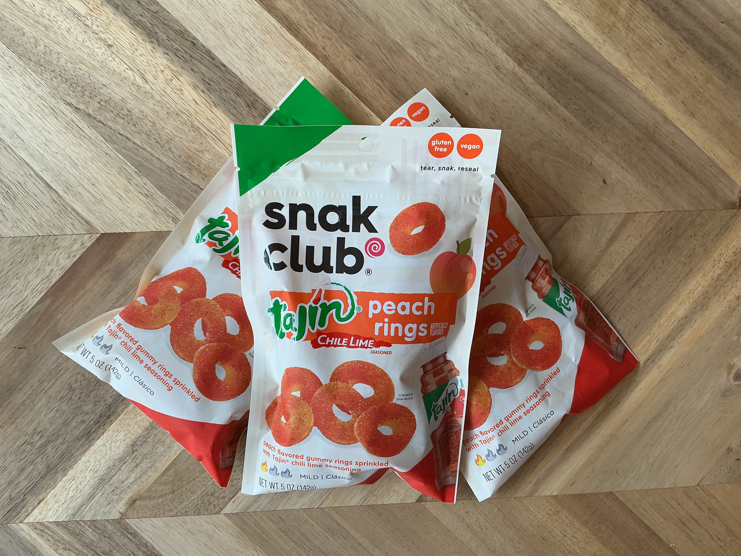Snak Club Tajín Peach Rings