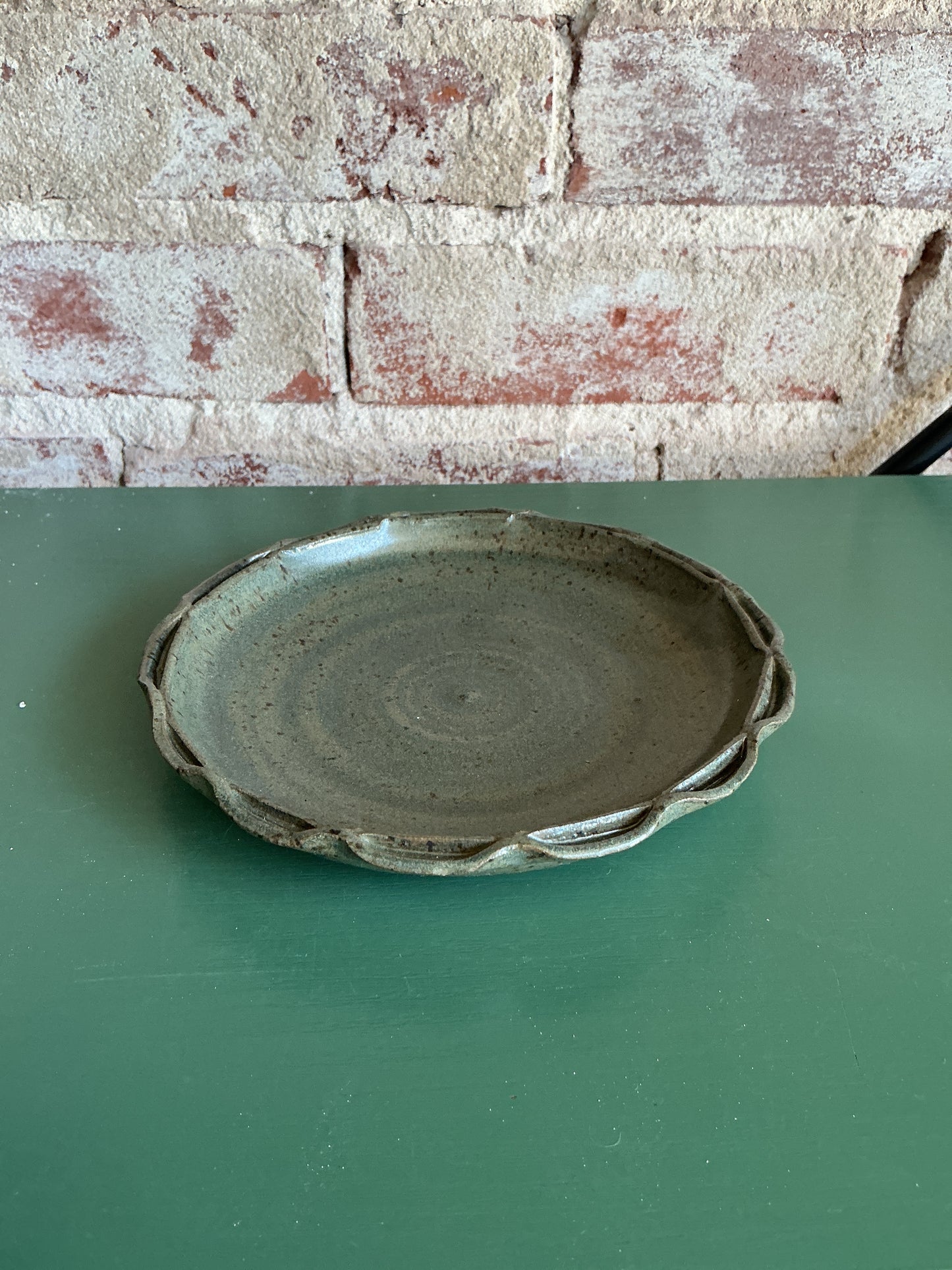 Tessa Richardson Split Lip Plate 1023
