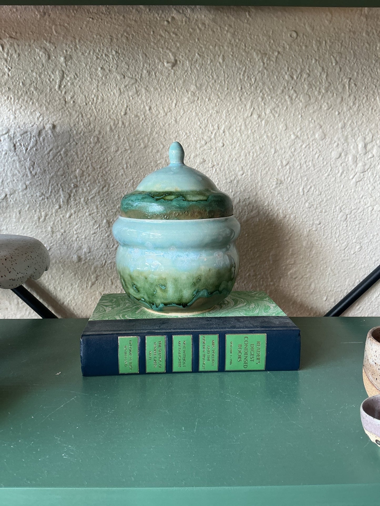Tessa Richardson Jellyfish Jar 1017