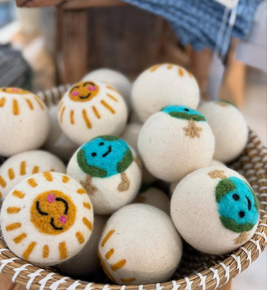 Earth & Sun: Eco Wool Dryer Balls Fair Trade: Orange Sun